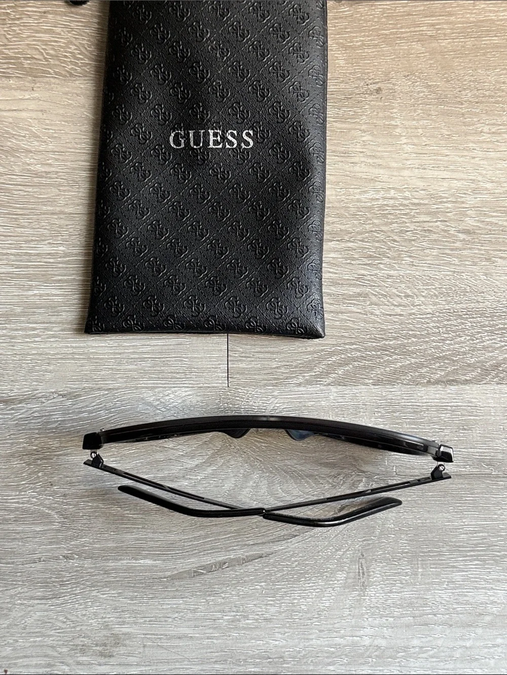Guess Unisex Rimless Shield / Contemporary Aviator sunglasses